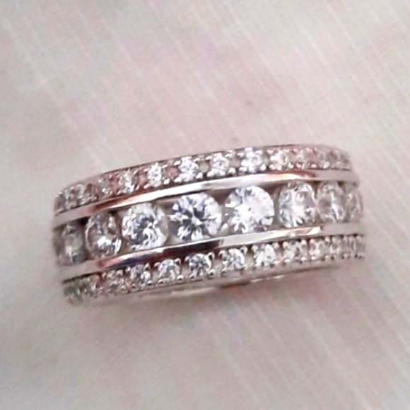 925 Sterling Clear Topaz Channel Ring - Picture 3 of 4